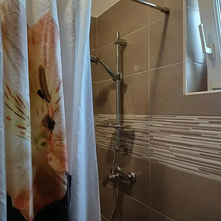 Apartment Zana *
