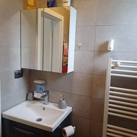 Zana Apartment *