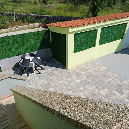 Zana Apartment Malinska